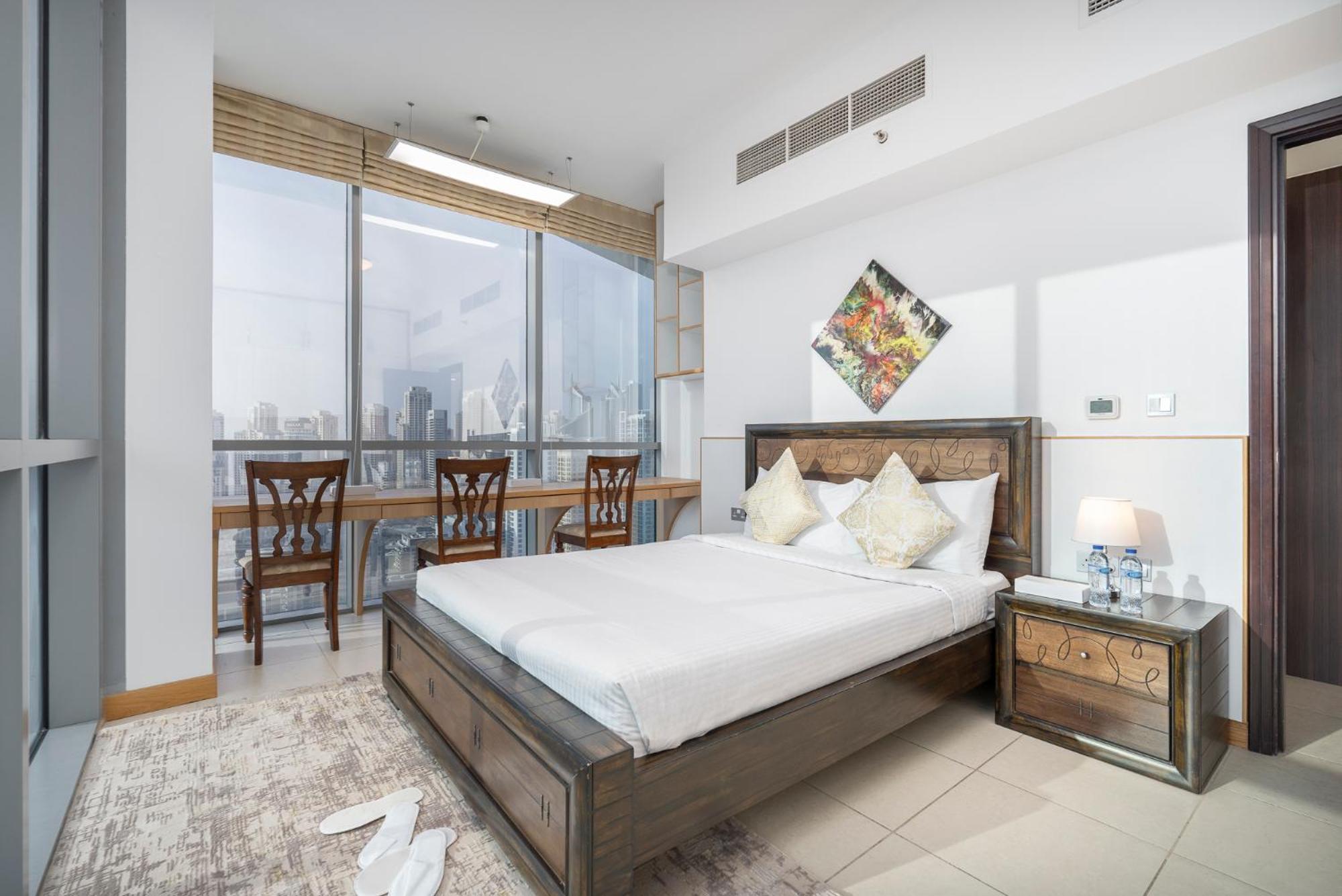 The Iconic Luxury 4Br Penthouse Near To Jumeirah Beach And Infront Of Dmcc Metro Station Dubai Exterior photo