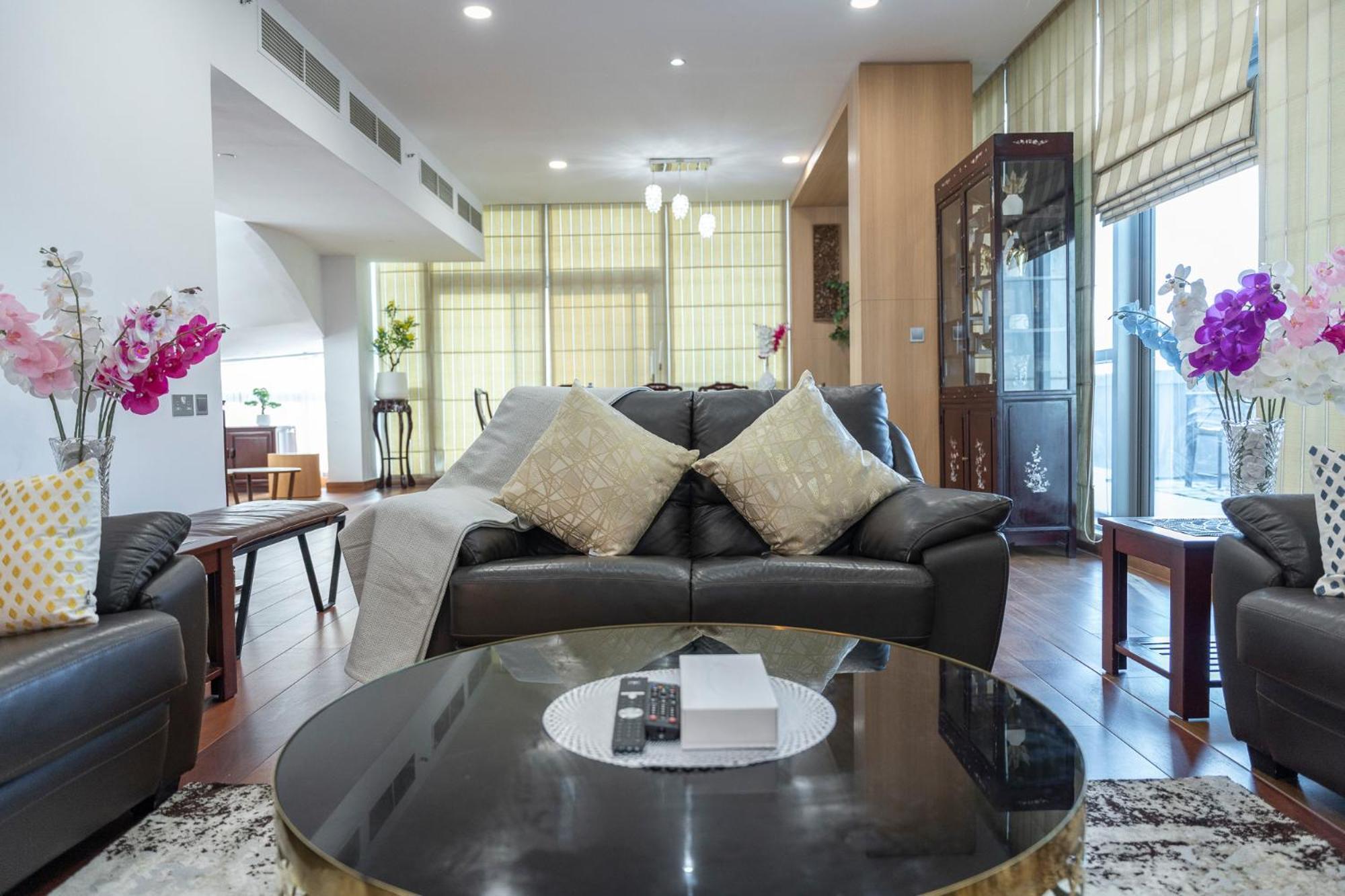 The Iconic Luxury 4Br Penthouse Near To Jumeirah Beach And Infront Of Dmcc Metro Station Dubai Exterior photo