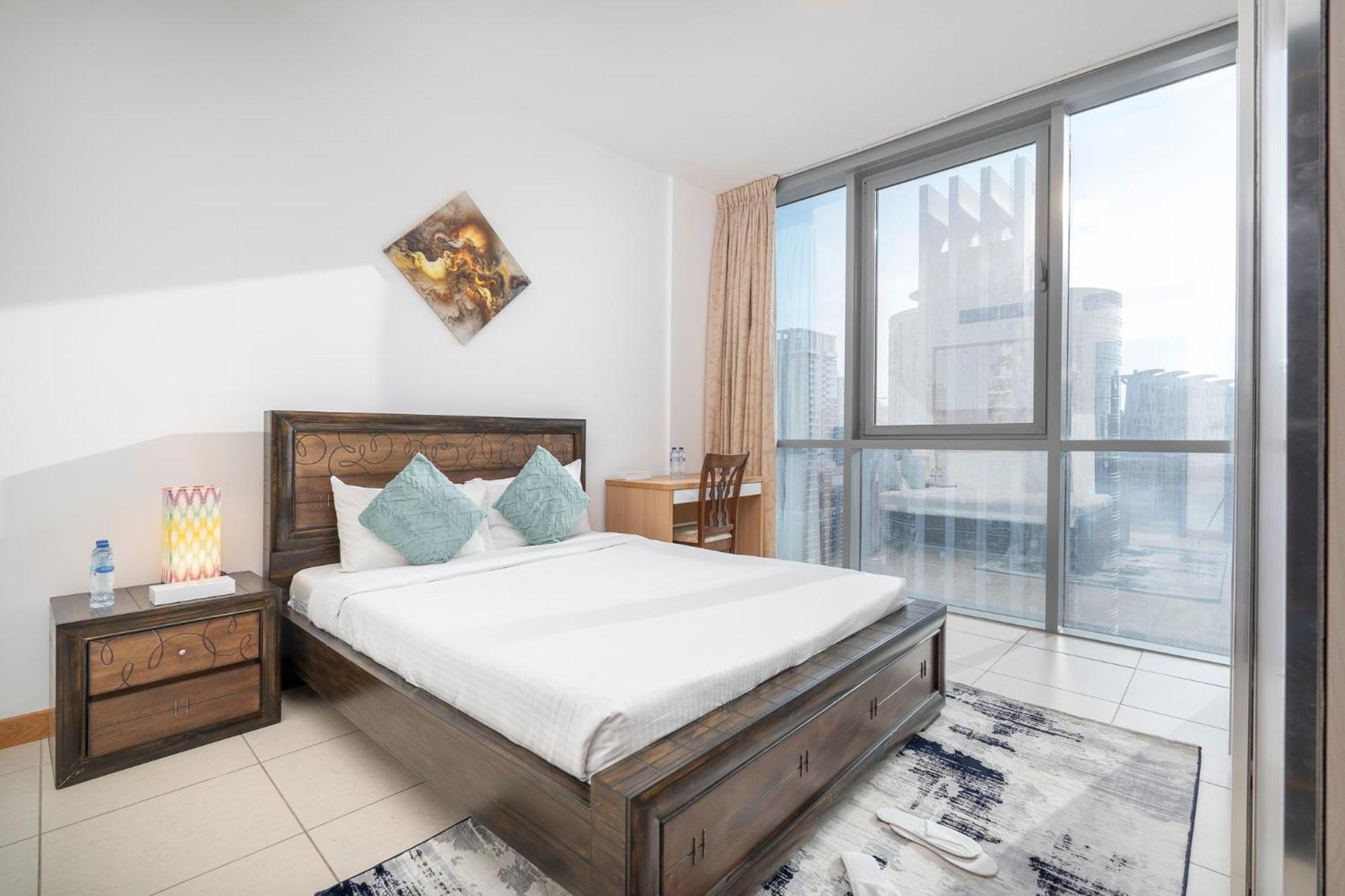 The Iconic Luxury 4Br Penthouse Near To Jumeirah Beach And Infront Of Dmcc Metro Station Dubai Exterior photo