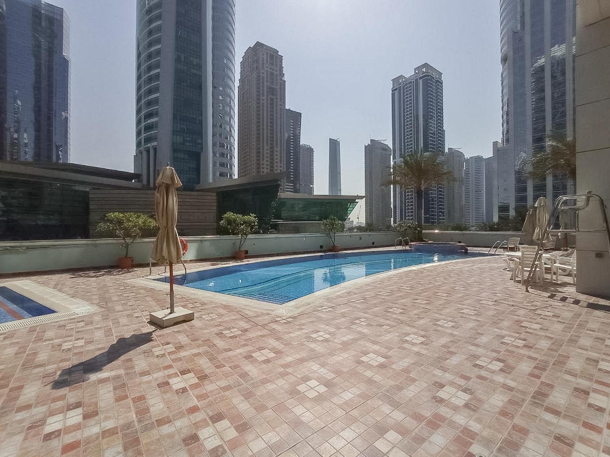 The Iconic Luxury 4Br Penthouse Near To Jumeirah Beach And Infront Of Dmcc Metro Station Dubai Exterior photo