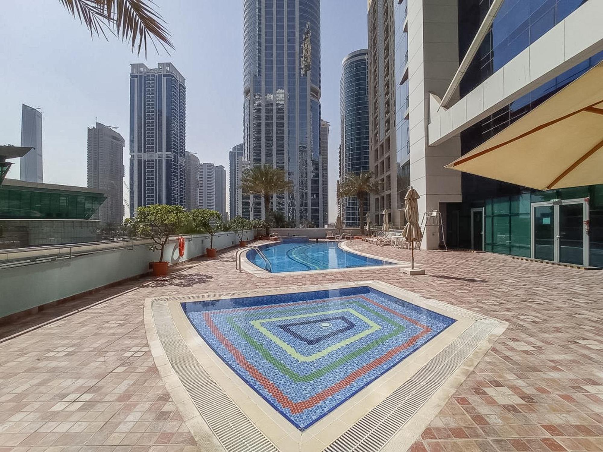 The Iconic Luxury 4Br Penthouse Near To Jumeirah Beach And Infront Of Dmcc Metro Station Dubai Exterior photo